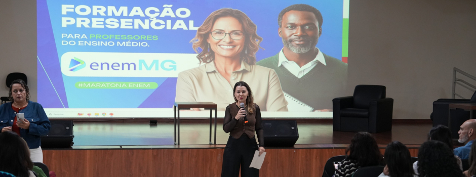 Educadores do Triângulo Mineiro recebem formação presencial para ampliar uso da Plataforma Enem MG
