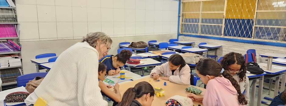 Estudantes de escolas estaduais de Minas transformam a matemática em experiência criativa e colaborativa