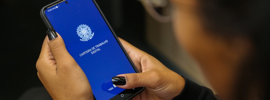 Minas Gerais acumula mais de 124 mil novos empregos com carteira assinada em 2025